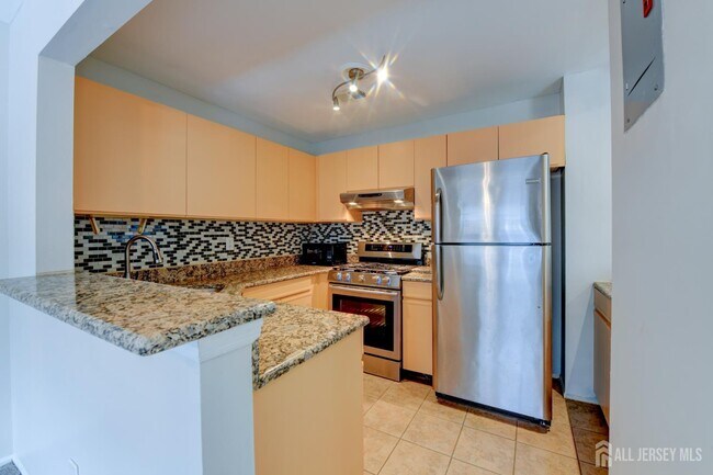 Building Photo - 58 Tanglewood Ct