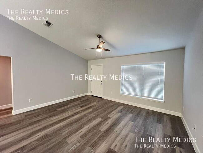 Building Photo - 13570 SW 112th St