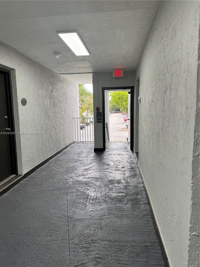 Building Photo - 4900 NW 79th Ave