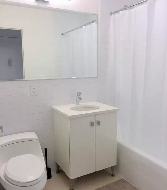 Building Photo - MULBERRY STREET