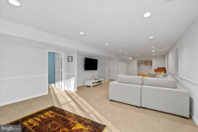 Building Photo - 6367 Etheridge Ln