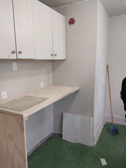 Building Photo - 15350 Alden St