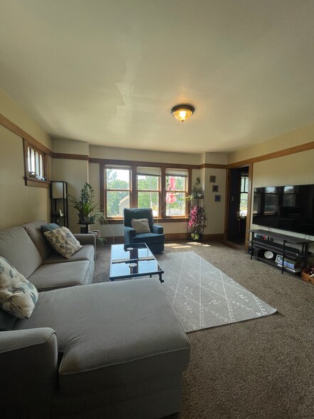 Living Room - 1316 N 68th St
