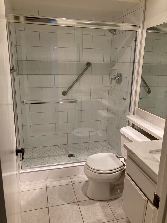 Building Photo - 21500 Califa St