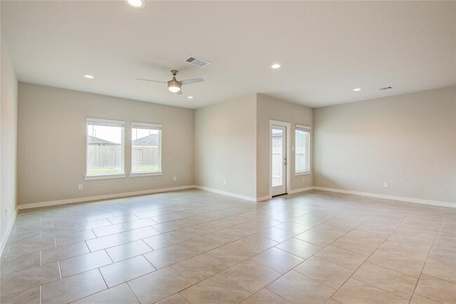 Building Photo - 29423 Travis Trace