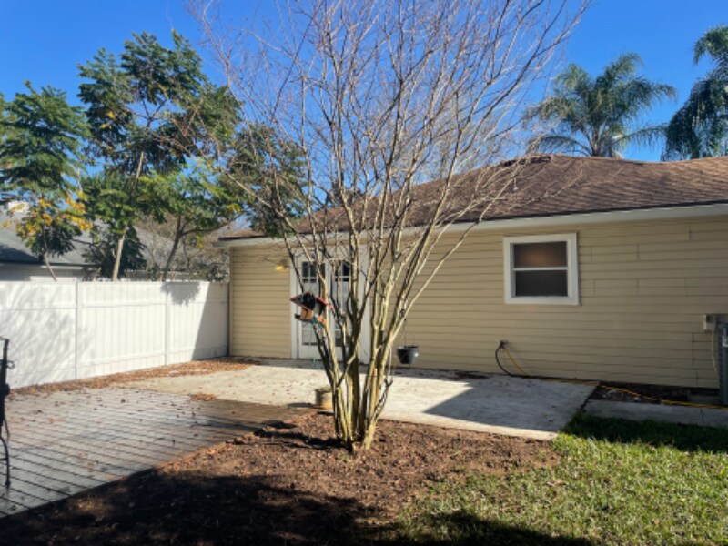 Building Photo - 1902 Ashmore Green Dr