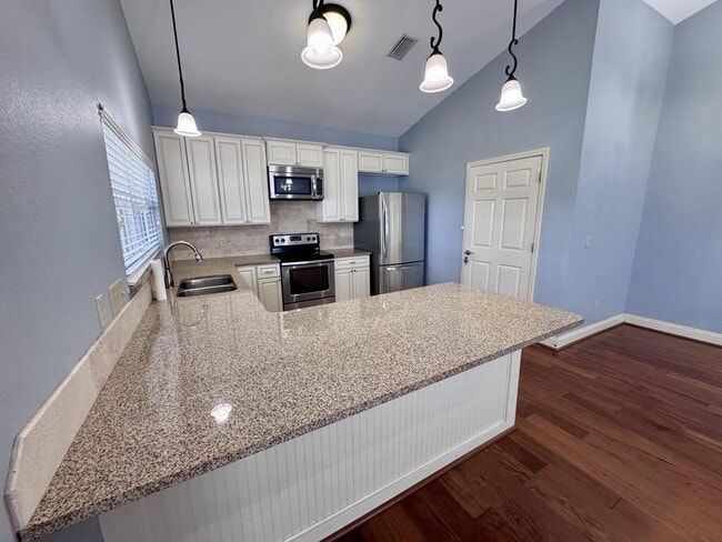 Building Photo - 130 Gulf Terrace Ln