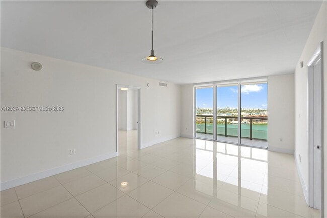 Building Photo - 50 Biscayne Blvd