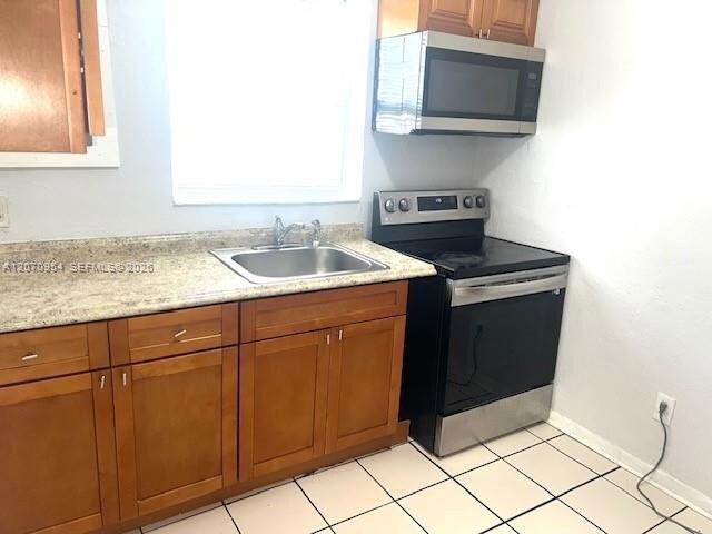 Building Photo - 504 N 57th Ave