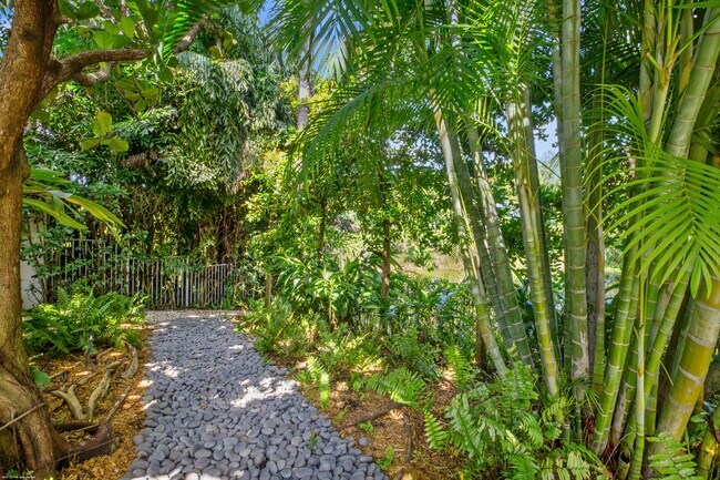 Building Photo - 14404 Stroller Way