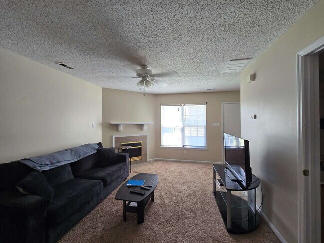 Building Photo - 1097 W Pueblo Dr