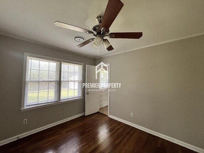 Building Photo - 1773 Dearing Rd