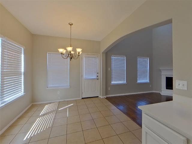 Building Photo - 2784 Sweetbriar Ln