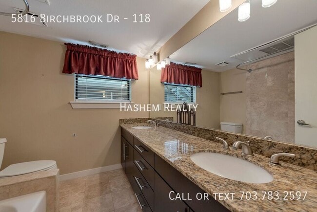 Building Photo - 5816 Birchbrook Dr
