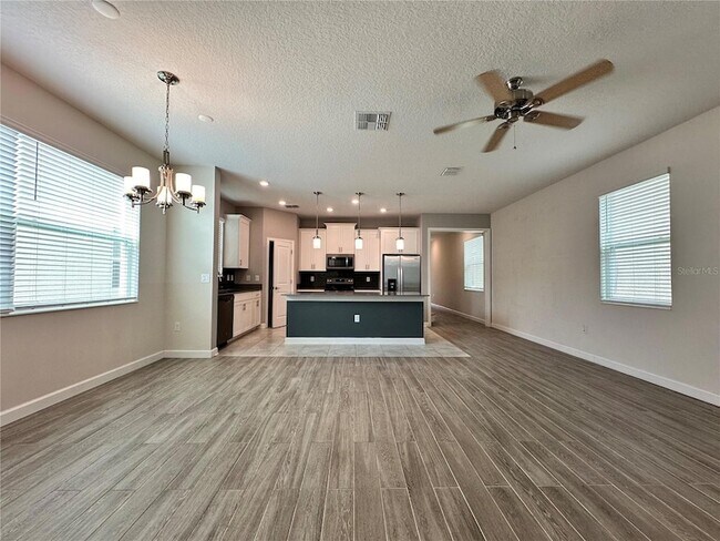 Building Photo - 11832 Charades St