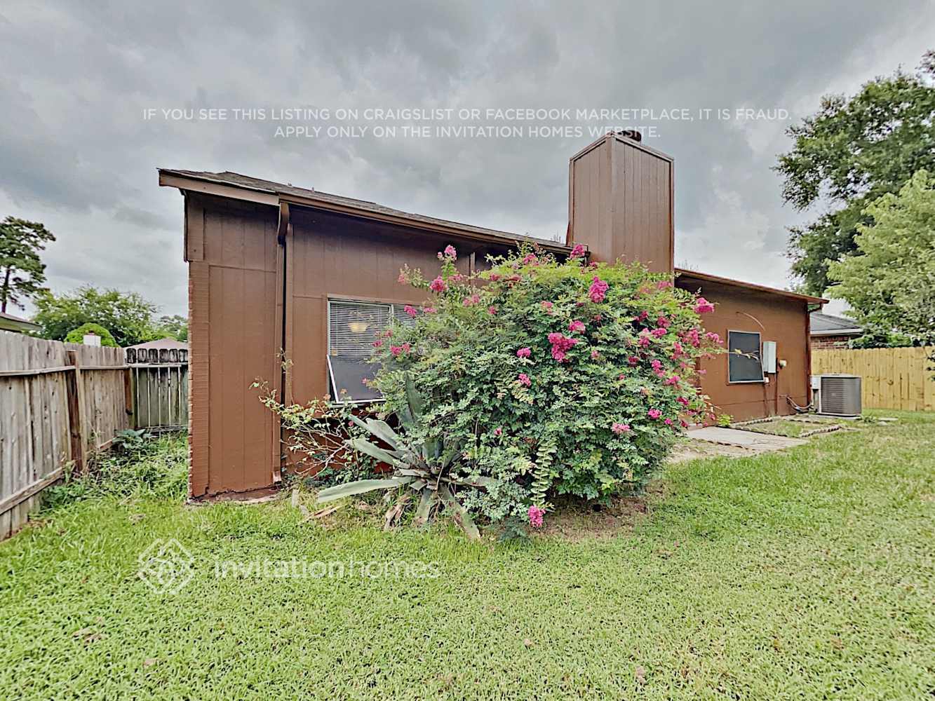 Building Photo - 7014 Foxmont Ln