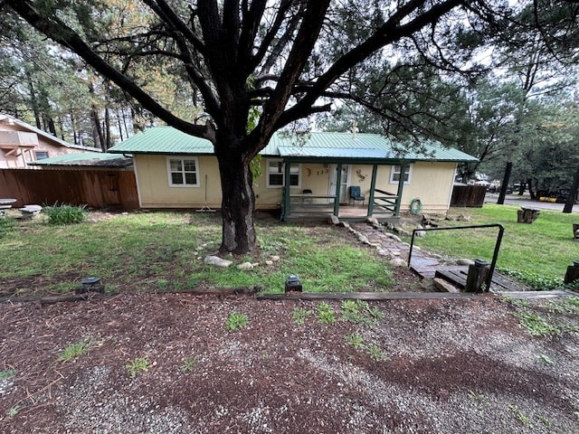 Building Photo - 113 Clover Dr