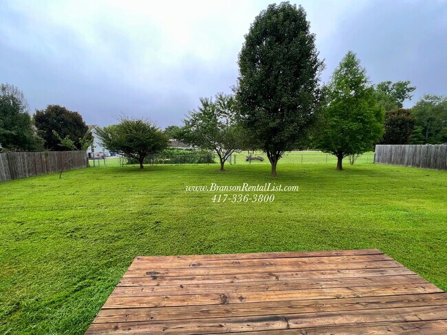 Building Photo - Newly Remodeled 3BR/2BA