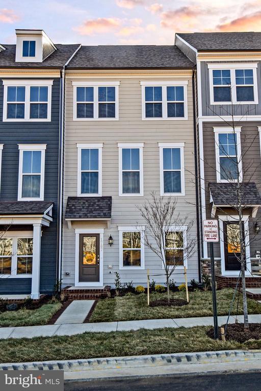 Building Photo - 1767 Hickory Wds Rd