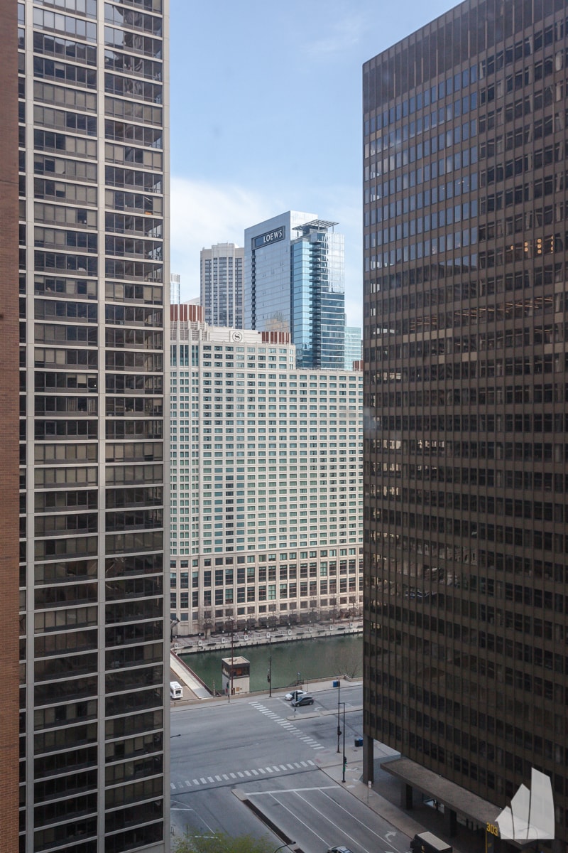 Building Photo - 222 N Columbus Dr