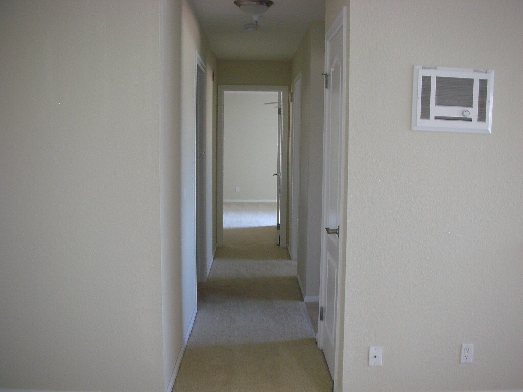 Hallway - 615 Fredricks Ave