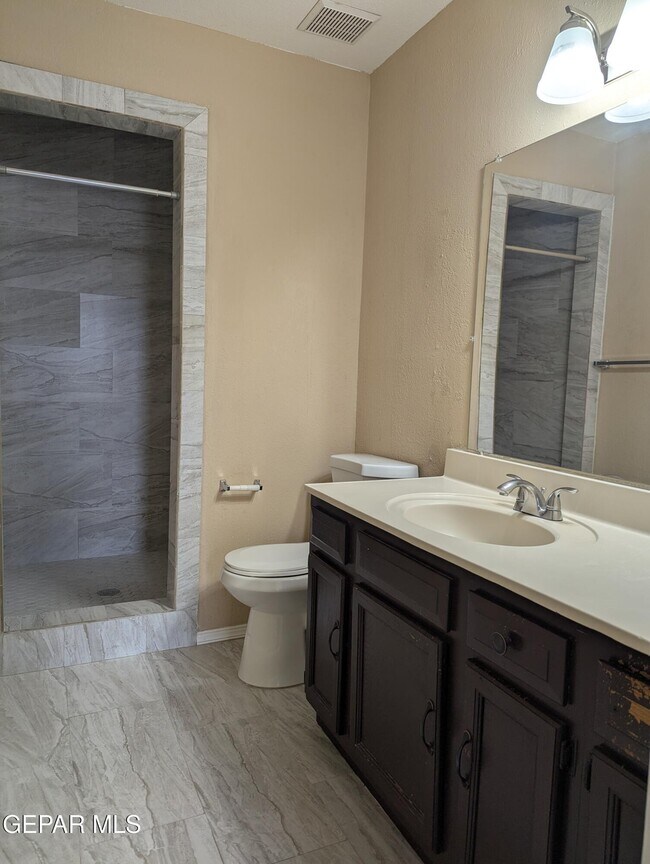 Building Photo - 11600 Marsh Mccall Way
