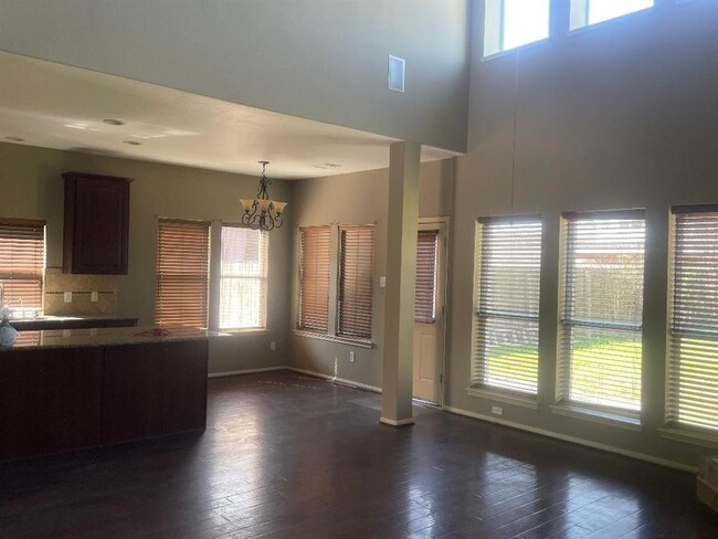 Building Photo - 8303 Kerrington Glen Dr