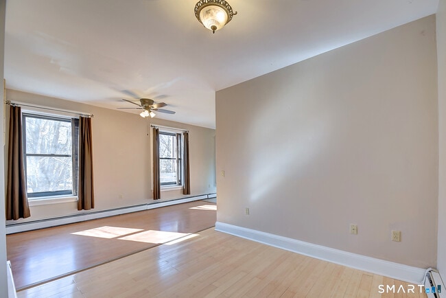 Building Photo - 26 Greene Ave