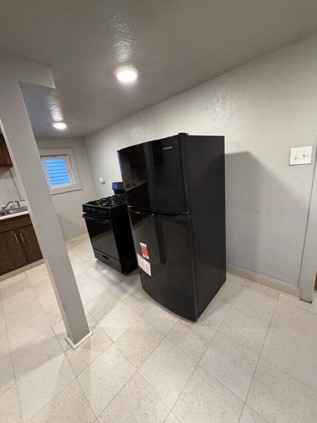 Building Photo - 2501 Arlington Ave