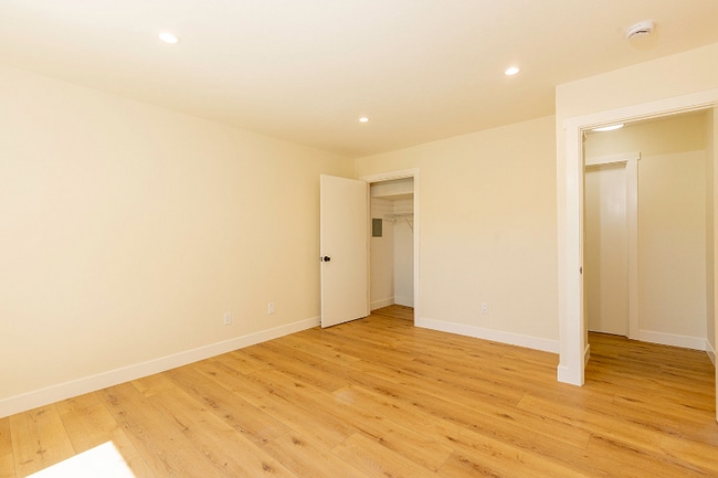 Building Photo - 214 S Branciforte Ave