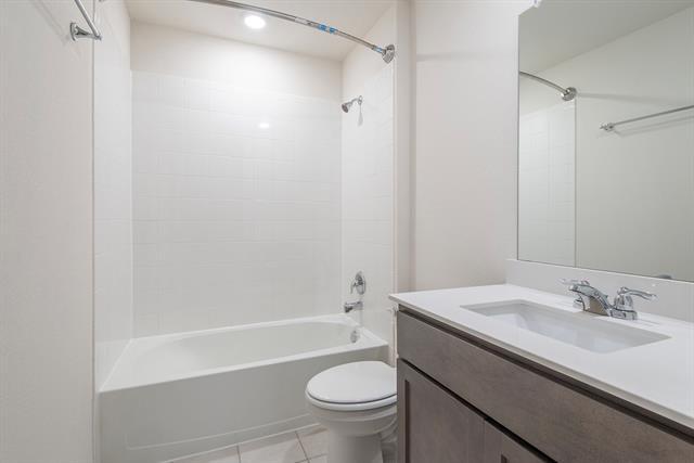 Building Photo - 709 Smokey Trail