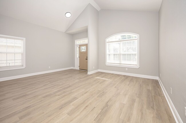 Building Photo - Completed Updated Home for Rent