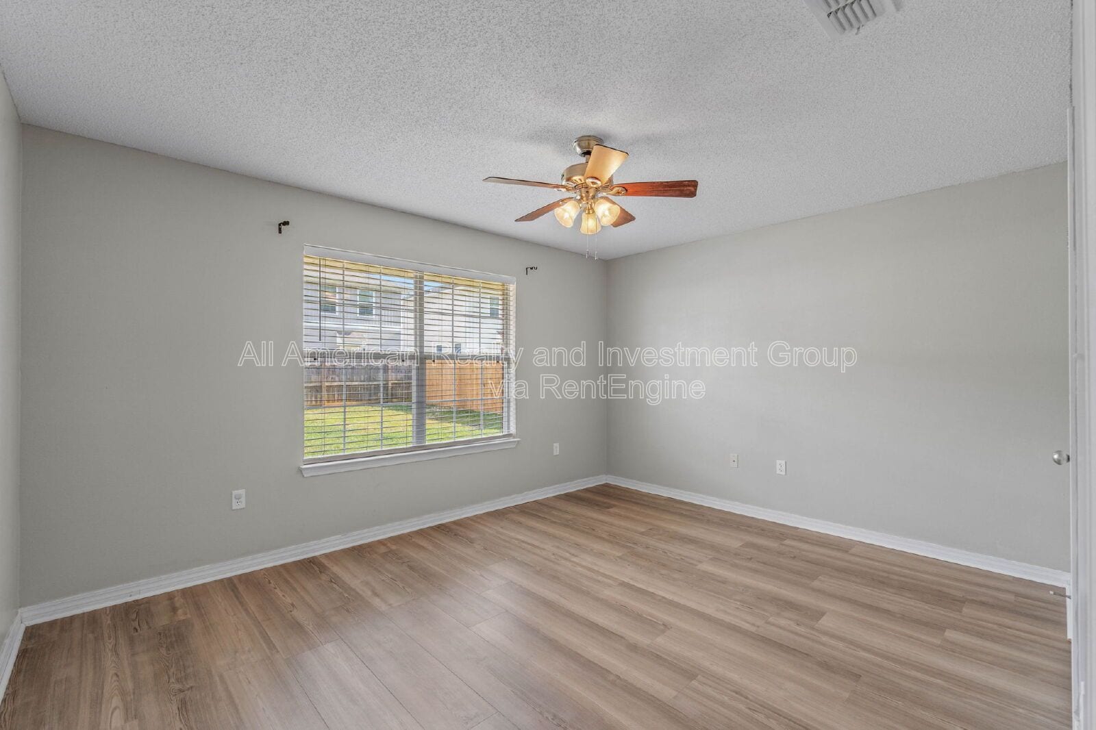 Building Photo - 203 Citadel Ln