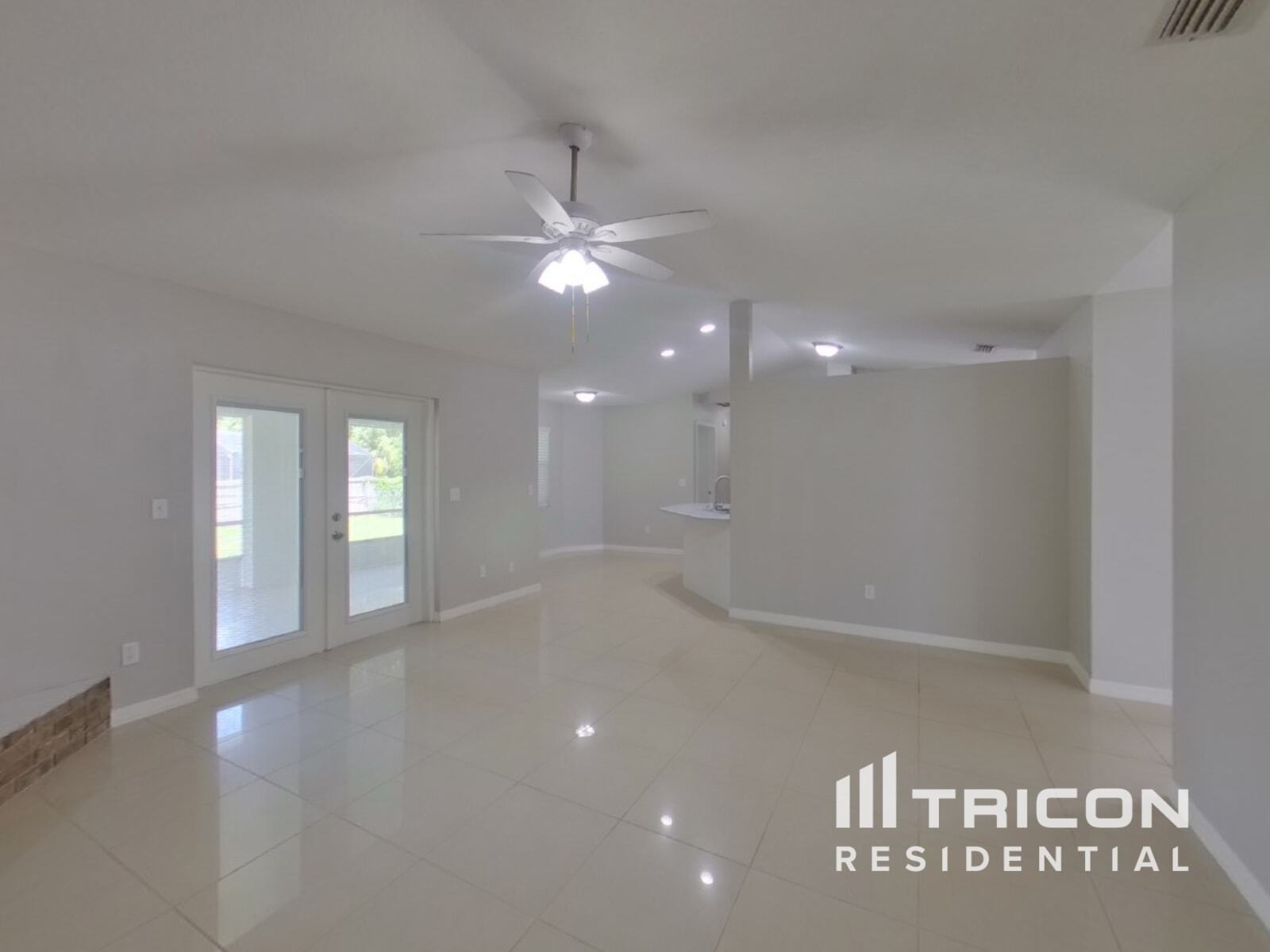 Building Photo - 2504 Orange Tree Dr