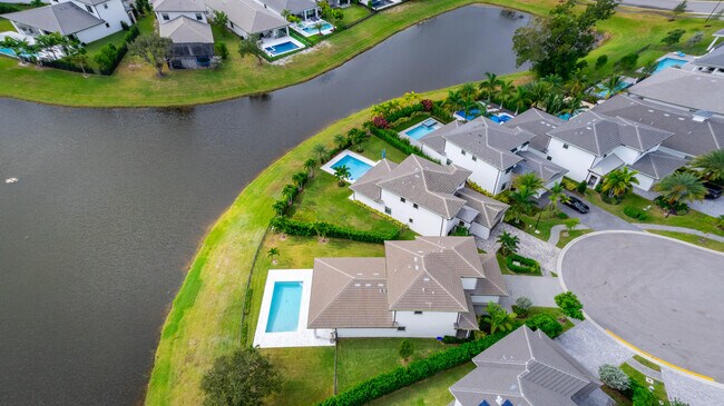 Building Photo - 3018 Safflower Cir