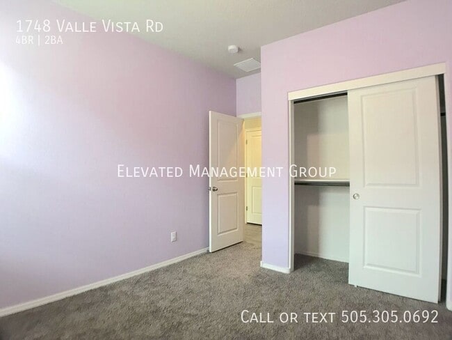 Building Photo - 1748 Valle Vista Rd NW