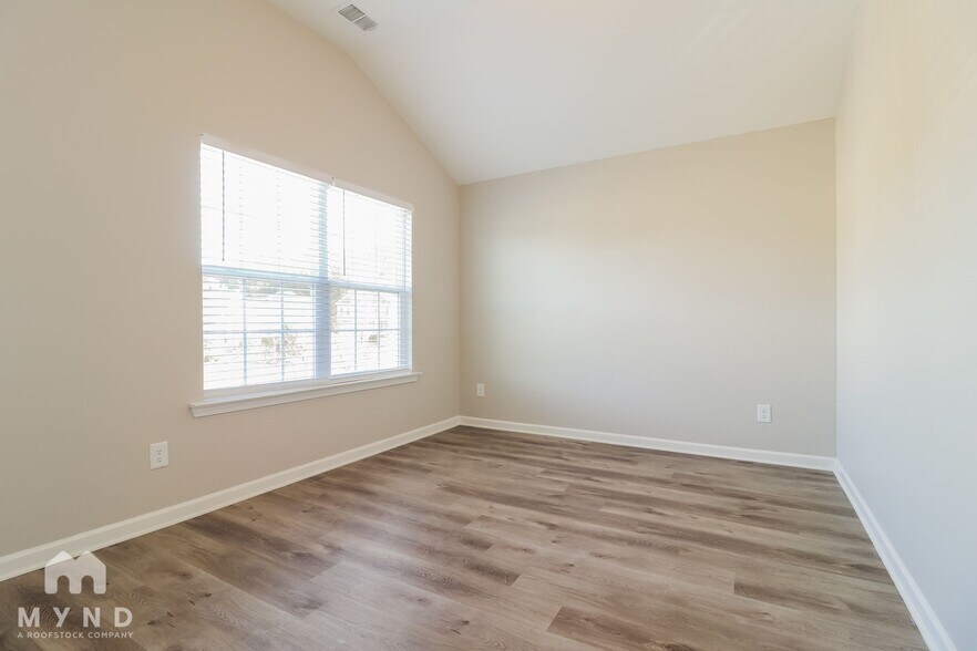 Building Photo - 41 Minima Ct