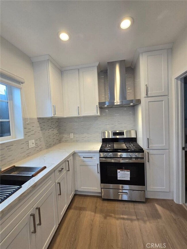 Building Photo - 9127 Woodley-9127