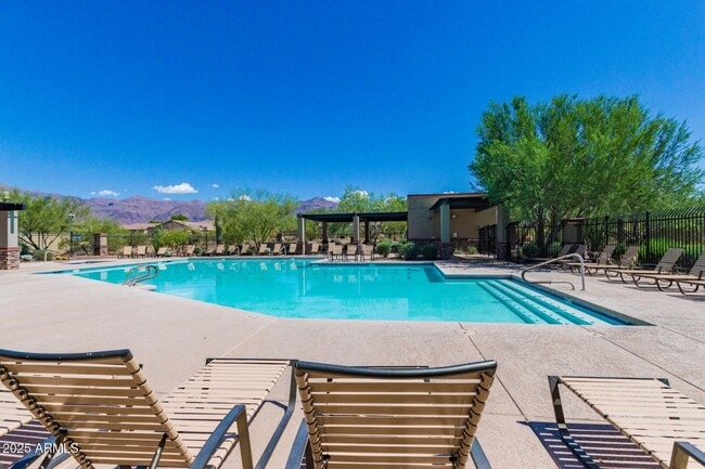 Building Photo - Amazing Home in Gold Canyon backing to Sta...