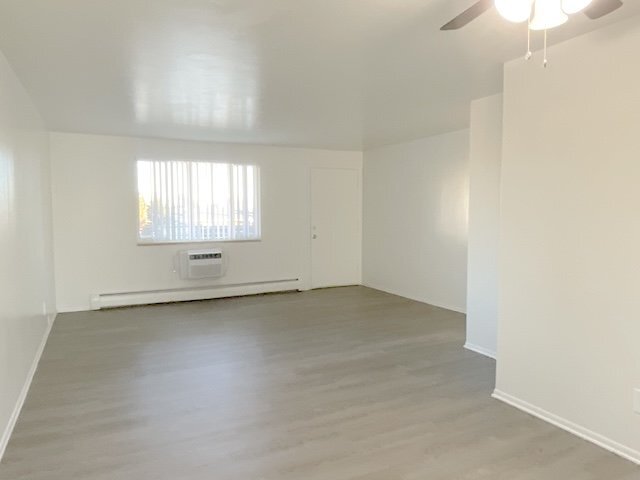 Building Photo - 375 S Depew St