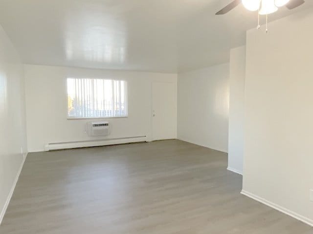 Building Photo - 375 S Depew St