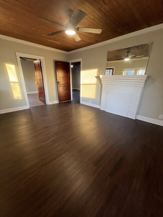 Building Photo - Updated 2 bedroom + finished attic space on an acre in davie county!
