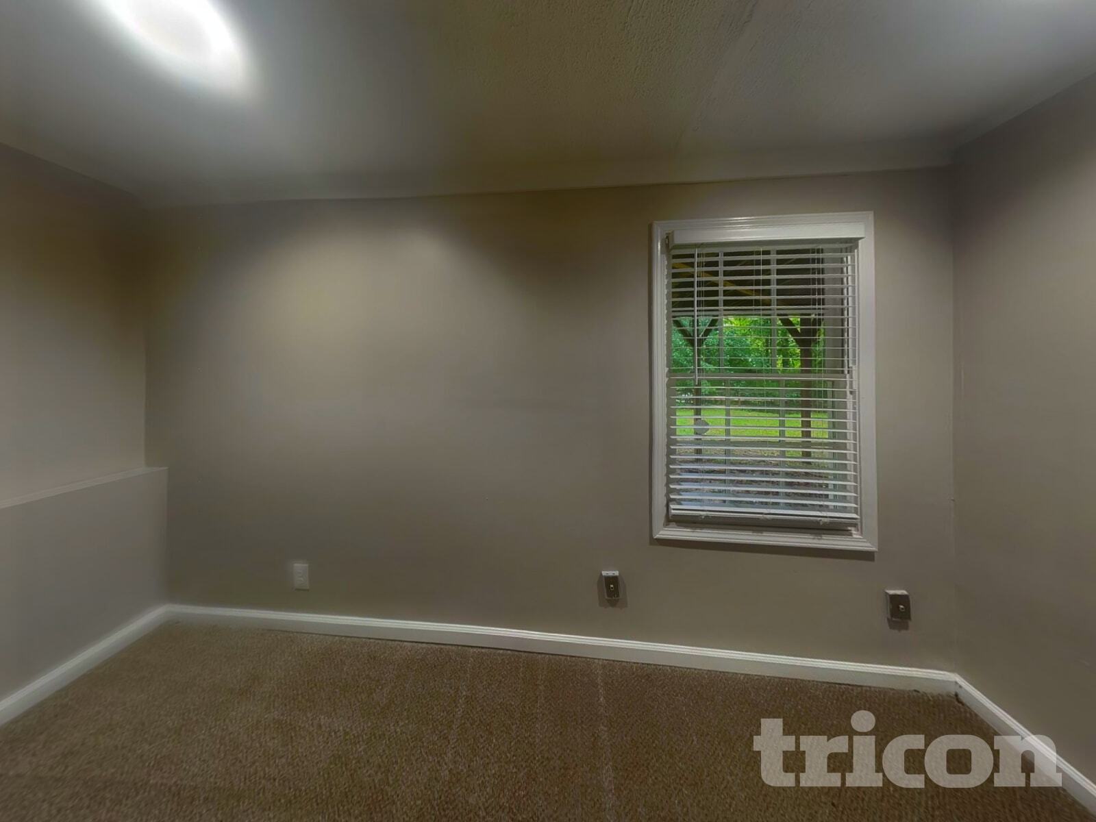 Building Photo - 1035 Peace Dr