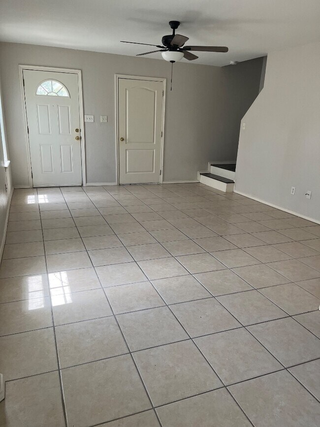 Building Photo - 20602 Alta Vista Ct