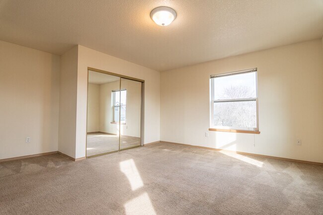Building Photo - 2020 NE Rodney Ave