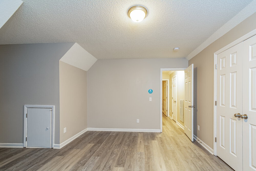 Building Photo - 525 Hidden Cellars Dr