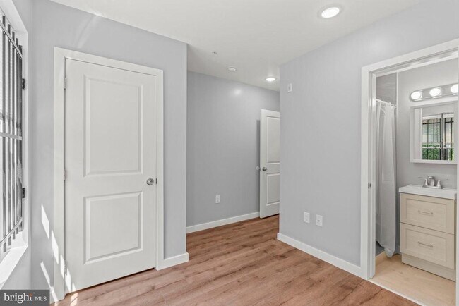 Building Photo - 2044 N Carlisle St