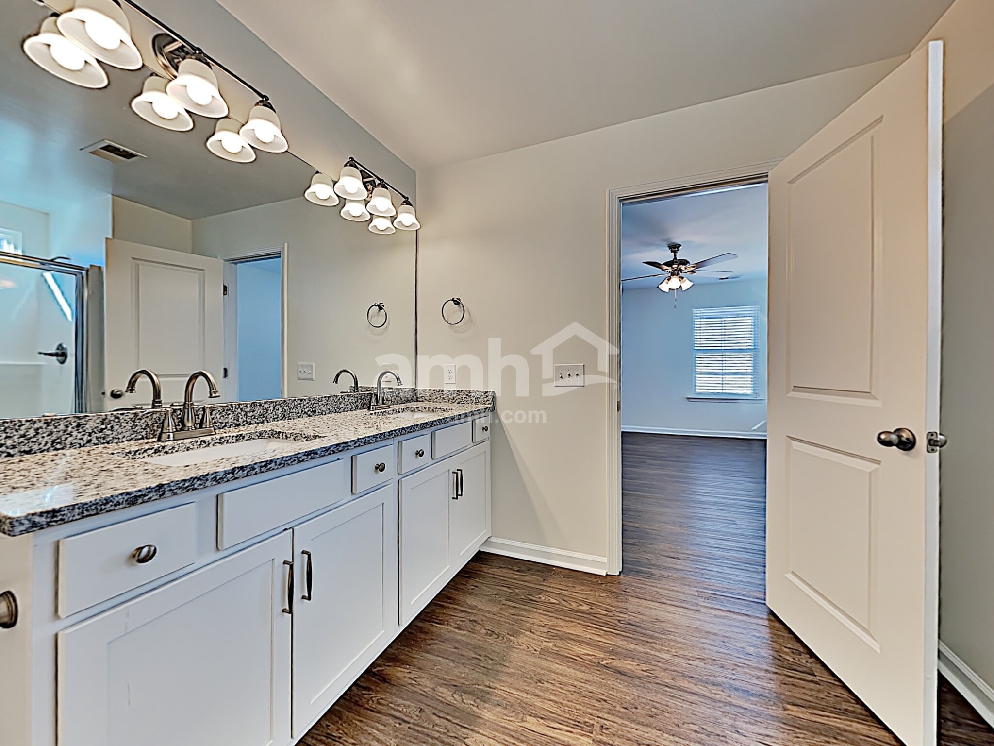 Building Photo - 1506 SanBorll Landing Dr
