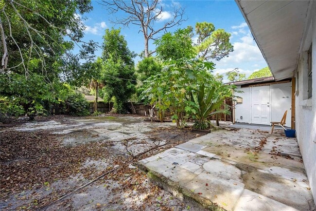 Building Photo - 408 60th Ave Dr W