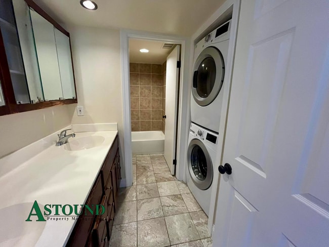 Primary Photo - 1790 Ellis St